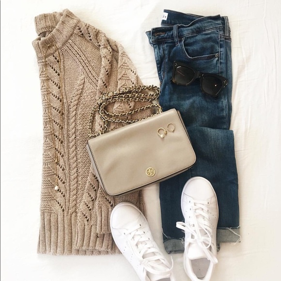 Tory Burch Handbags - Tory Burch Robinson Adjustable Chain Crossbody Bag